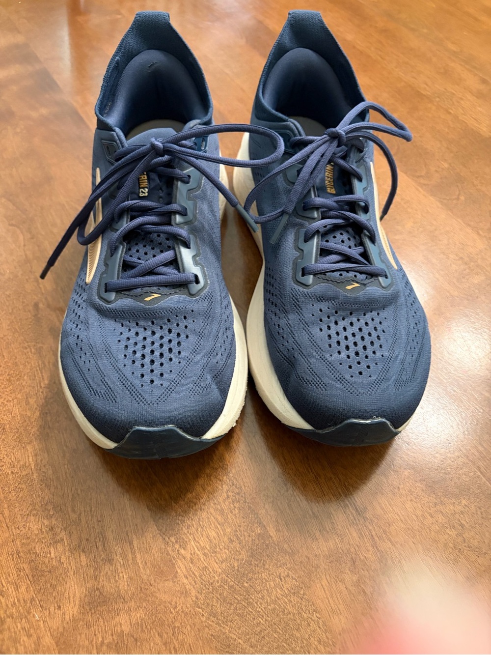 Men’s Brooks Glycerin 23 size 11